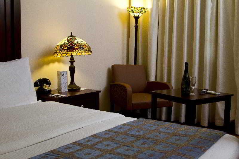 Protea Hotel By Marriott Dar Es Salaam Courtyard Ngoại thất bức ảnh
