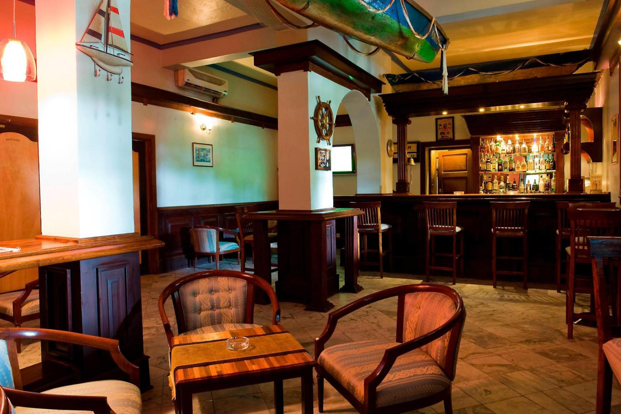 Protea Hotel By Marriott Dar Es Salaam Courtyard Ngoại thất bức ảnh
