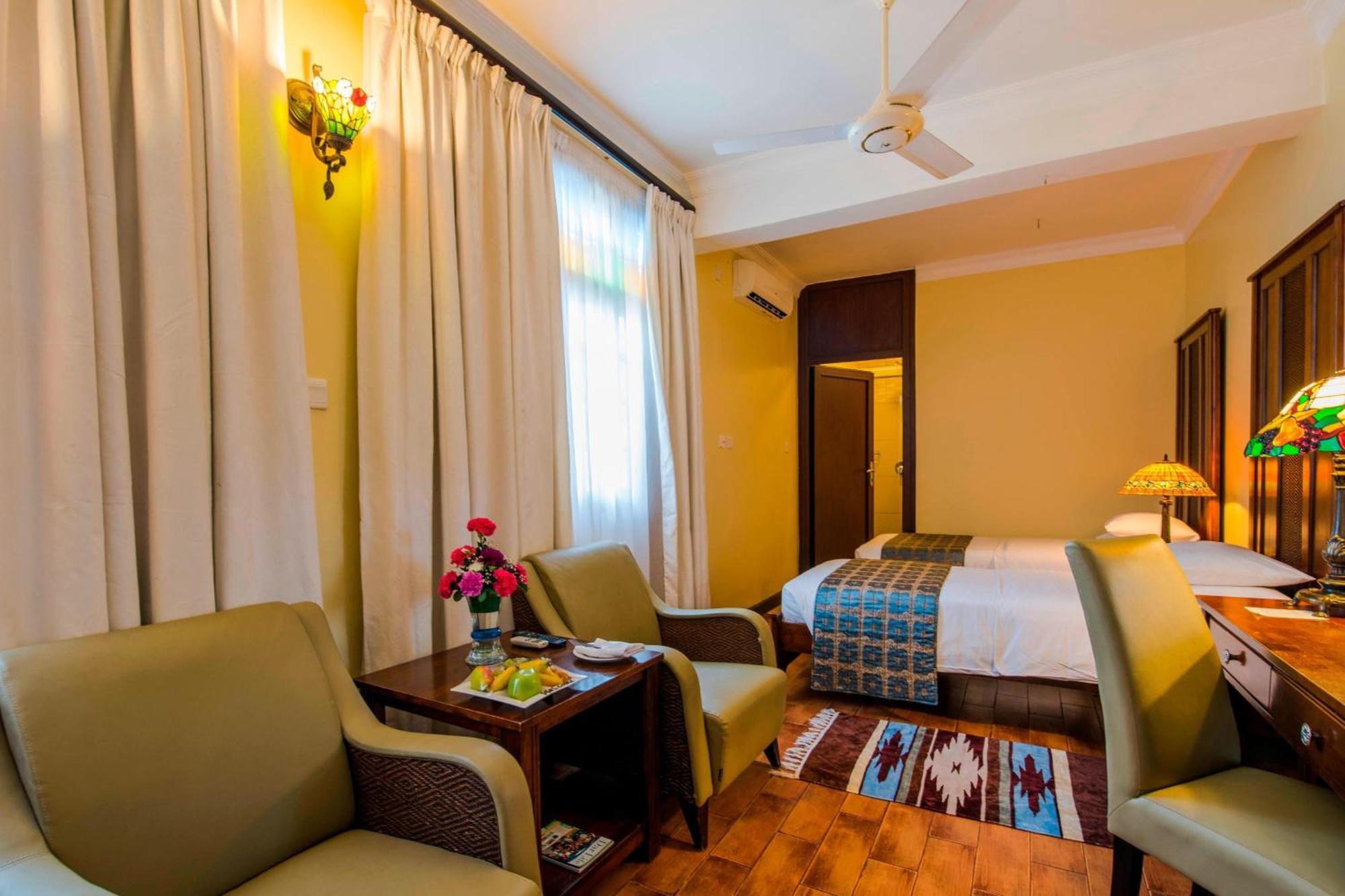Protea Hotel By Marriott Dar Es Salaam Courtyard Ngoại thất bức ảnh