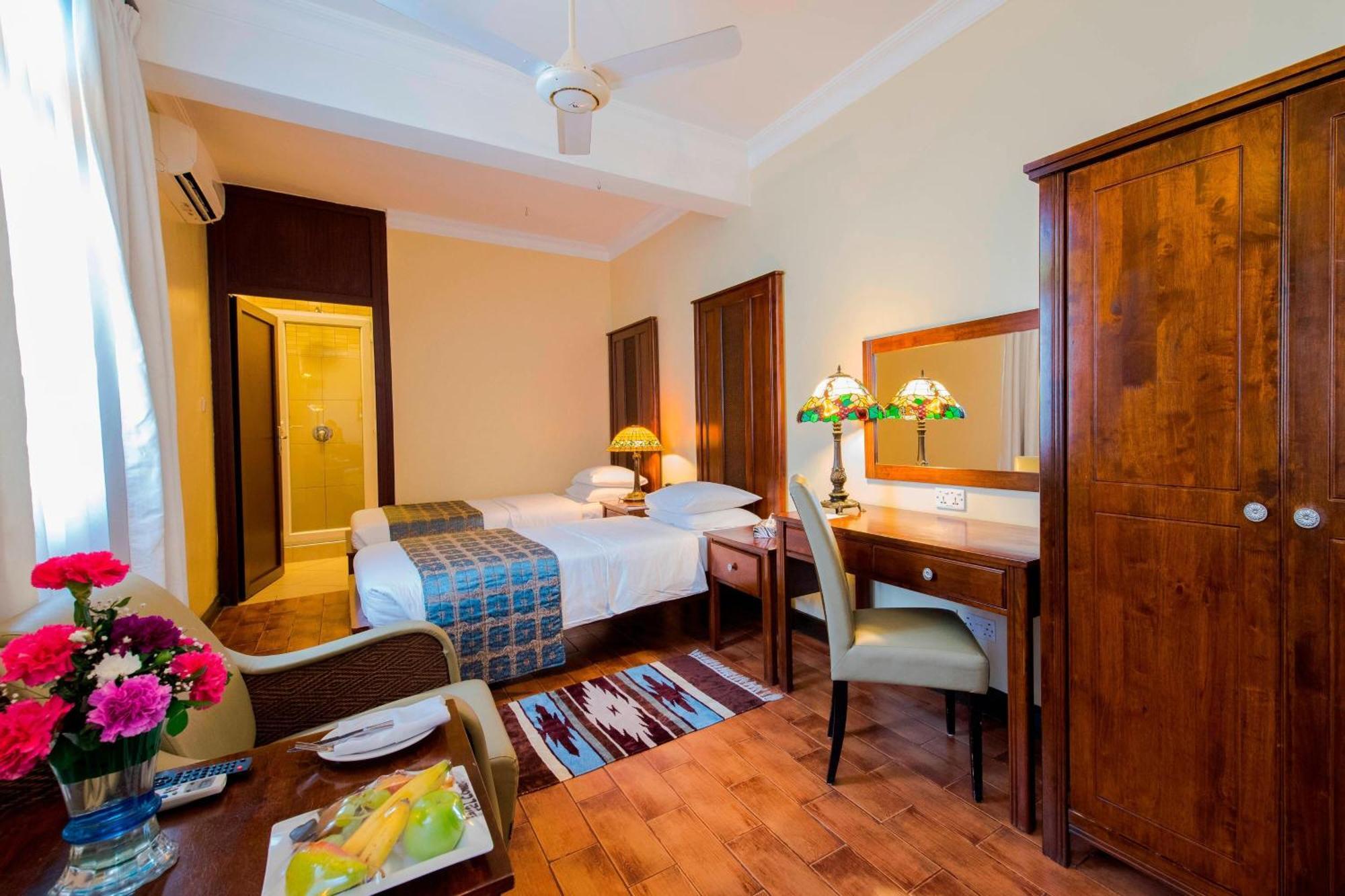 Protea Hotel By Marriott Dar Es Salaam Courtyard Ngoại thất bức ảnh