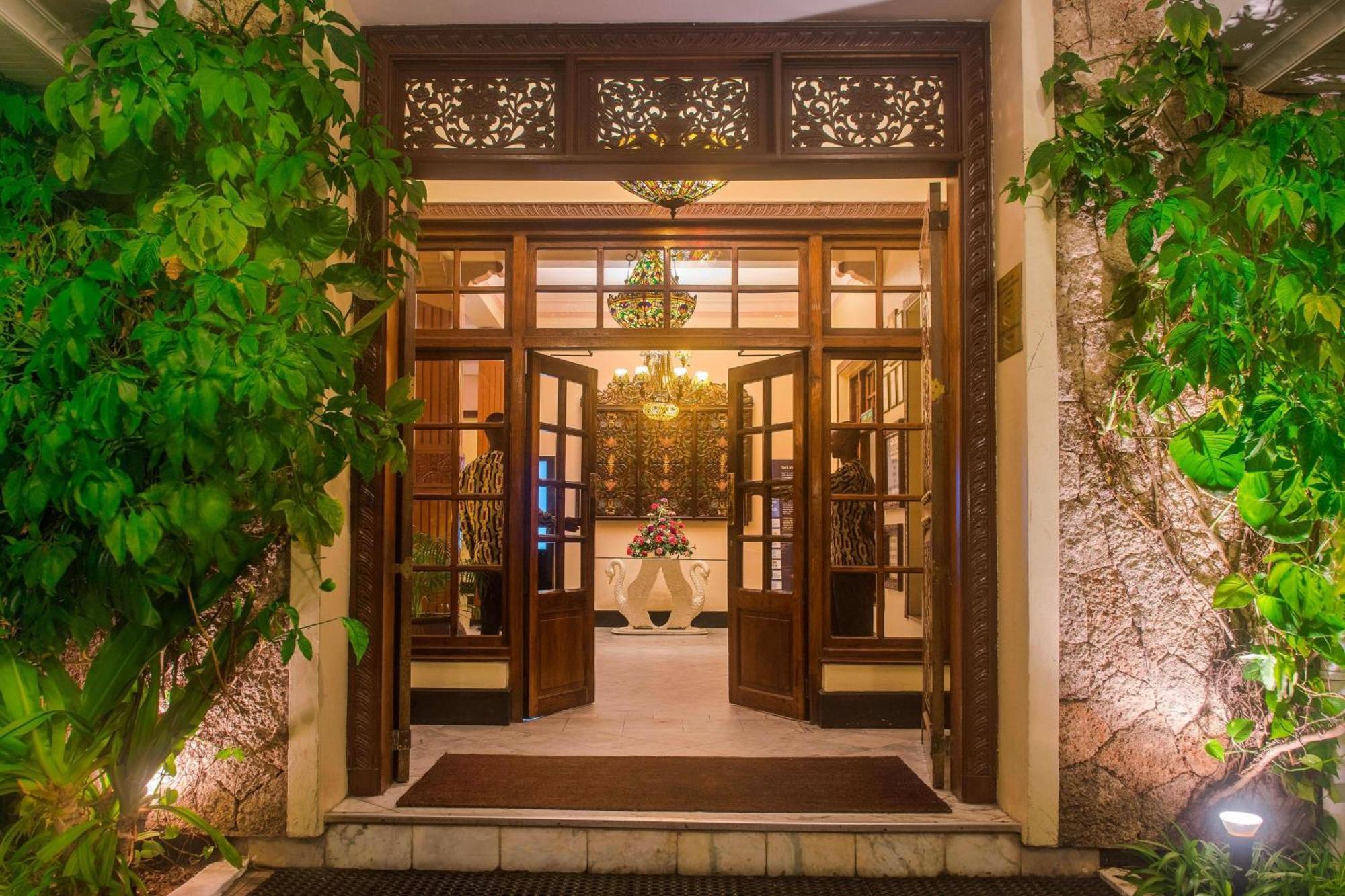 Protea Hotel By Marriott Dar Es Salaam Courtyard Ngoại thất bức ảnh