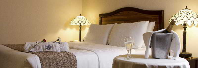 Protea Hotel By Marriott Dar Es Salaam Courtyard Ngoại thất bức ảnh