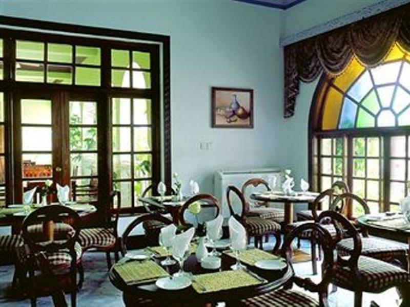 Protea Hotel By Marriott Dar Es Salaam Courtyard Ngoại thất bức ảnh