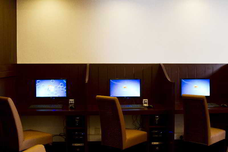 Protea Hotel By Marriott Dar Es Salaam Courtyard Ngoại thất bức ảnh