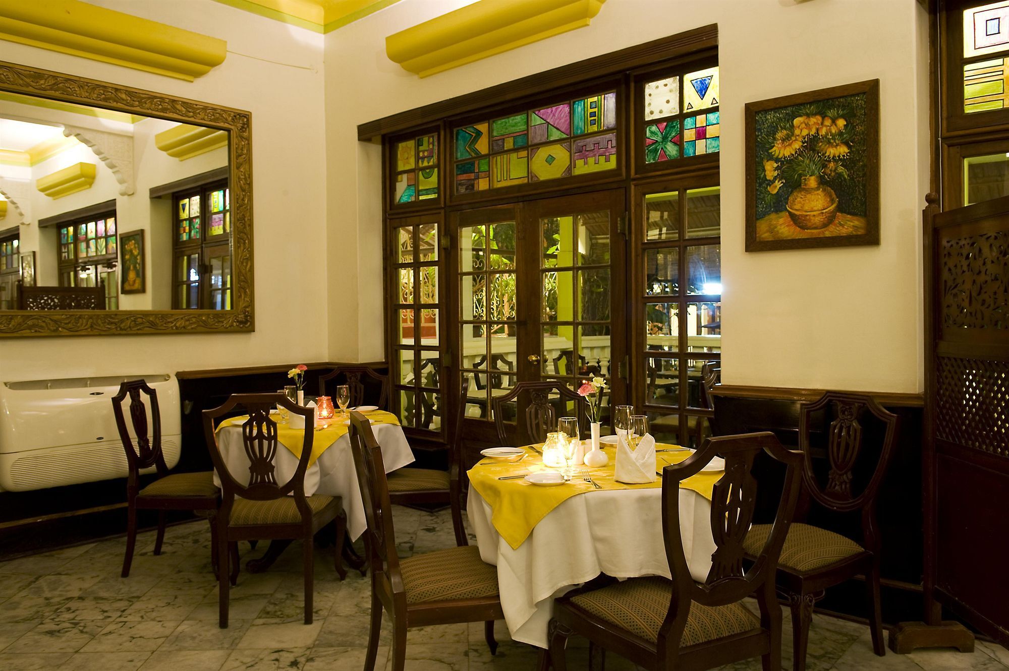 Protea Hotel By Marriott Dar Es Salaam Courtyard Ngoại thất bức ảnh